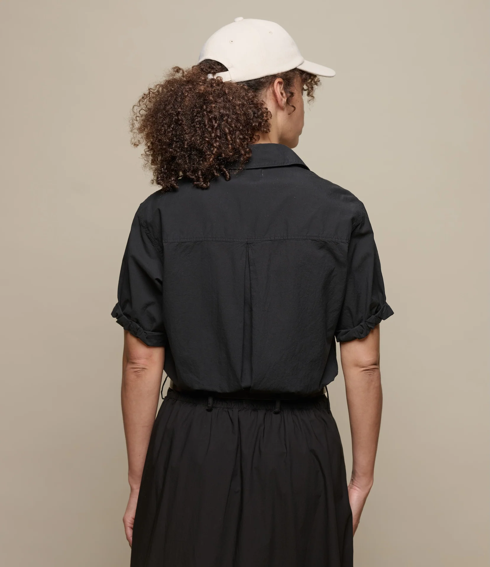 Lightweight Cotton Poplin Women's Shirt with Rolled-Up Sleeves - Image 3