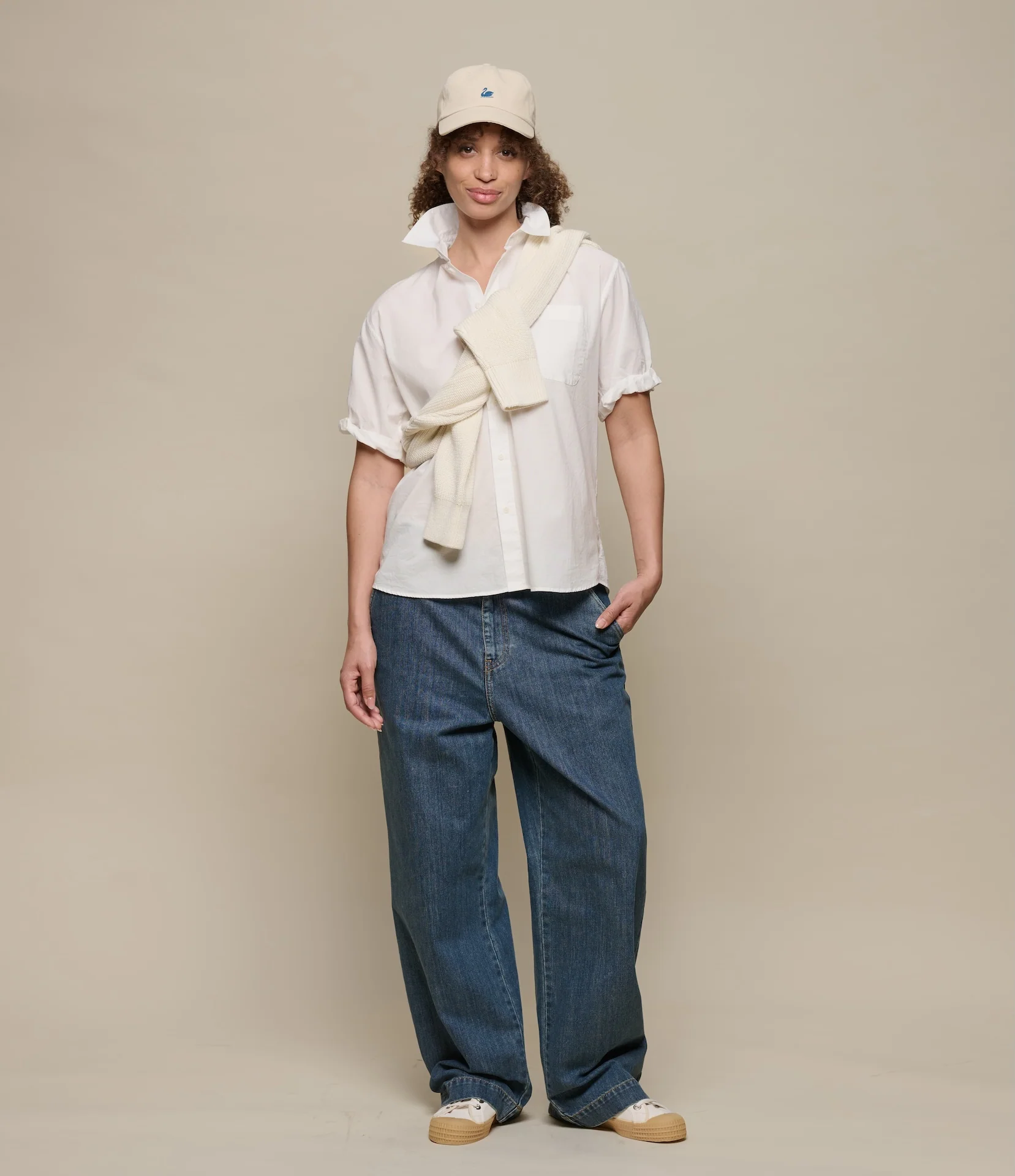 Lightweight Cotton Poplin Women's Shirt with Rolled-Up Sleeves - Image 4