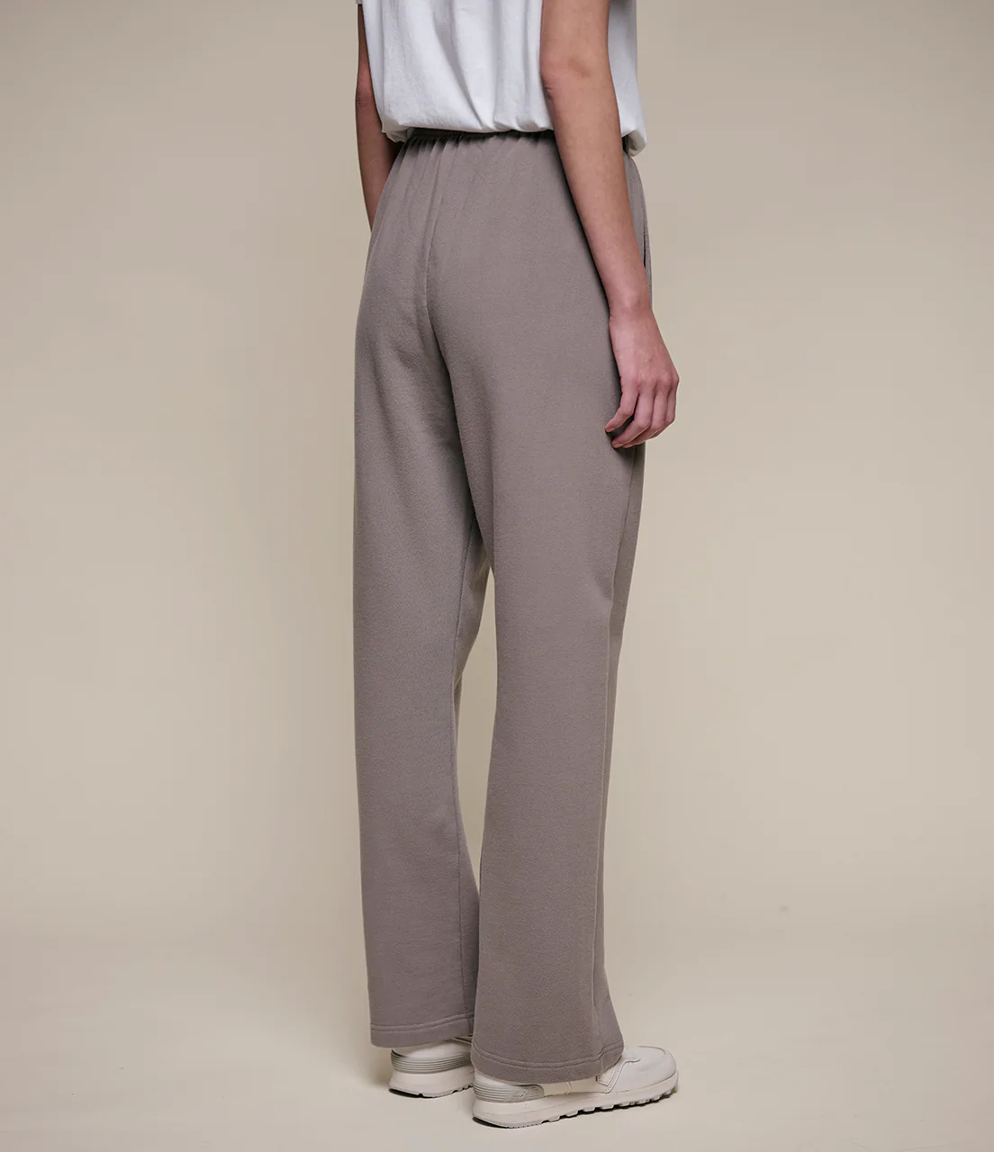 Open Leg Soft Fleece Sweatpants - Image 4