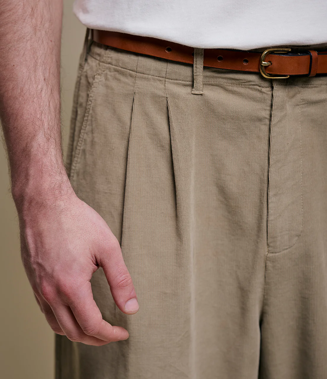 Pleated Lightweight Cotton Corduroy Ankle Length Pants - Image 4